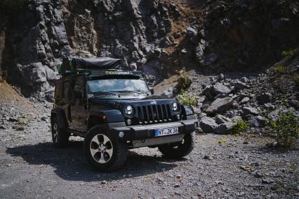 Jeep Wrangler JK Sahara Prerunner